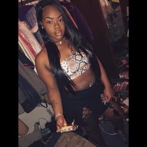 Meet your Posher, Amirah